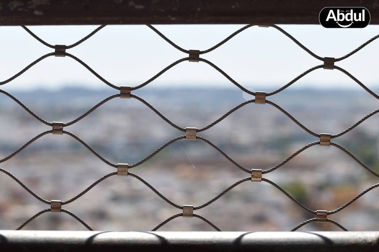 Website pricing grid with highlighted options